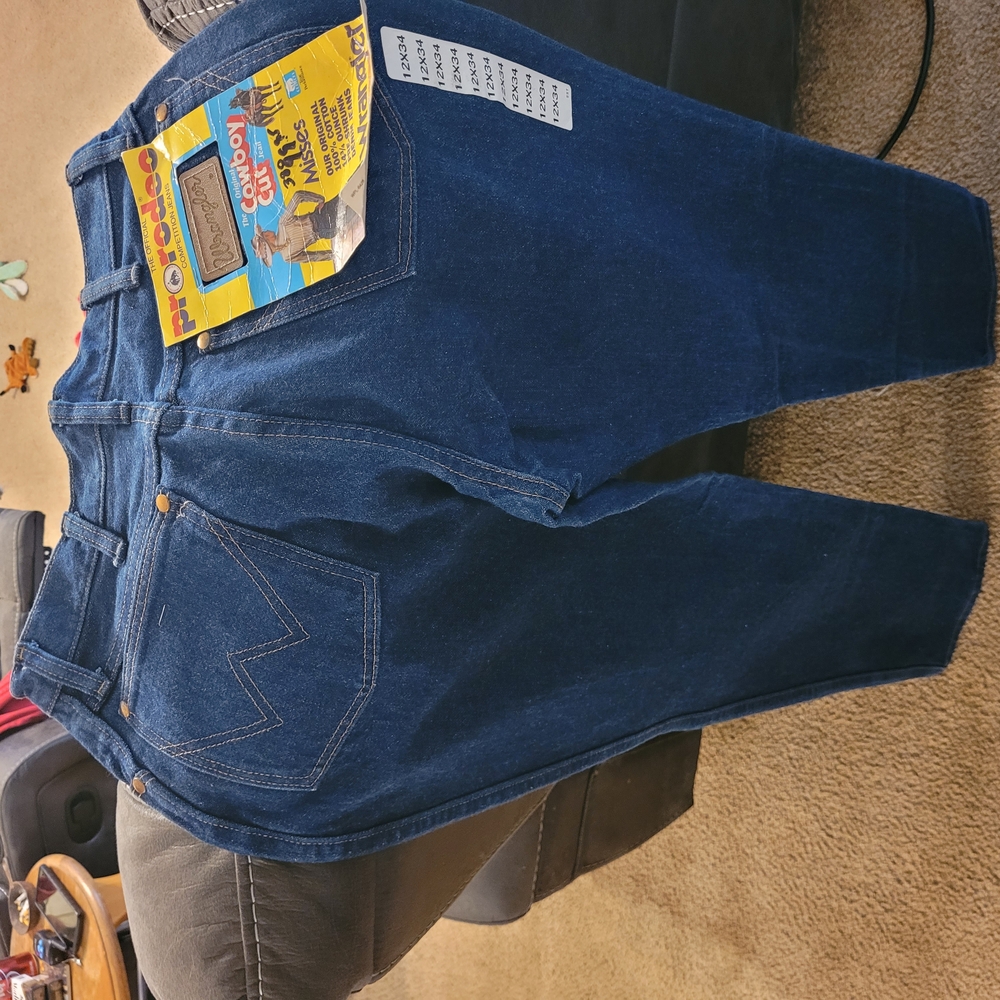 Wrangler Men's Blue Jeans
